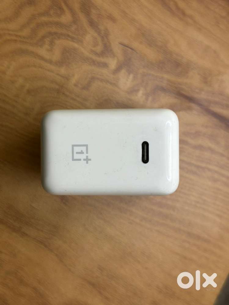 Oneplus 65W Type C Adapter