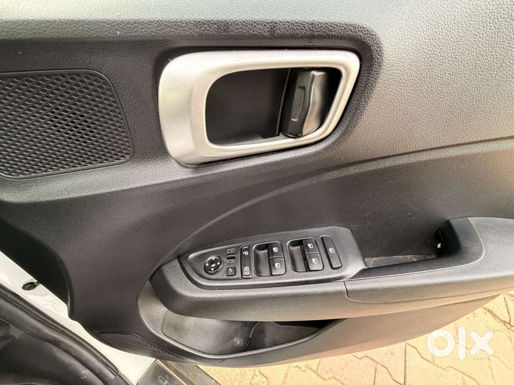 Hyundai Venue 1.0 Sx (o) Turbo Dct, 2020, Petrol