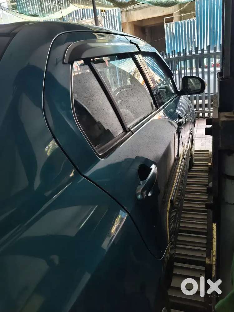 Maruti Suzuki Swift Dzire 2012 Diesel Well Maintained