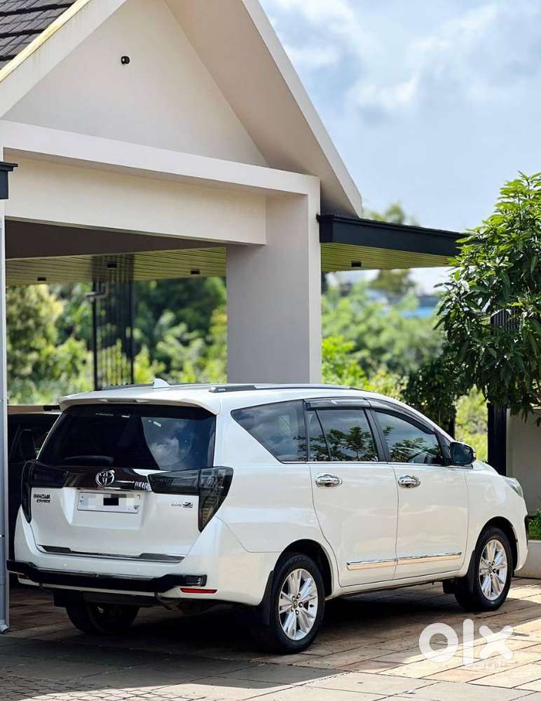 Toyota Innova Crysta 2.5z, 2016, Diesel