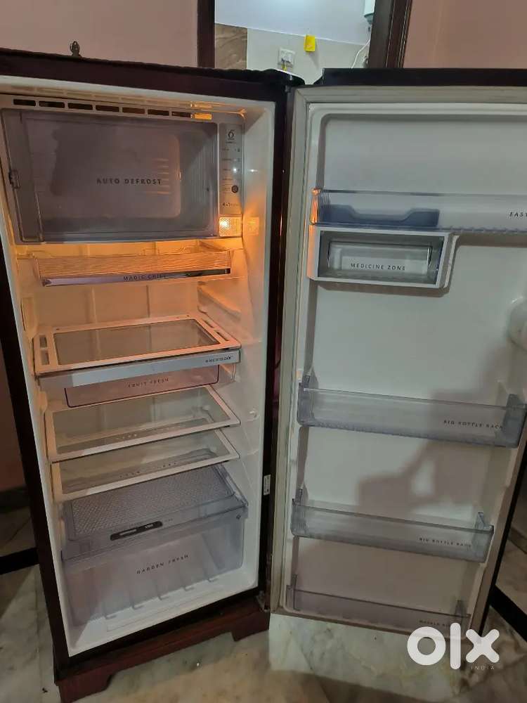 Single door fridge