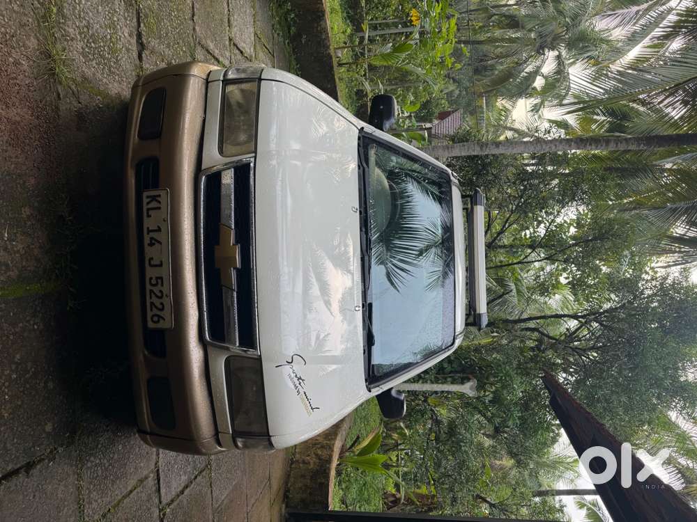 Chevrolet Tavera Neo 2010 Diesel 140000 Km Driven