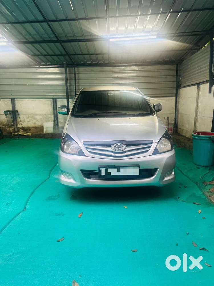 Innova 2.5 G 2007 Model  Diesel  8 Seater  Kerala Registration