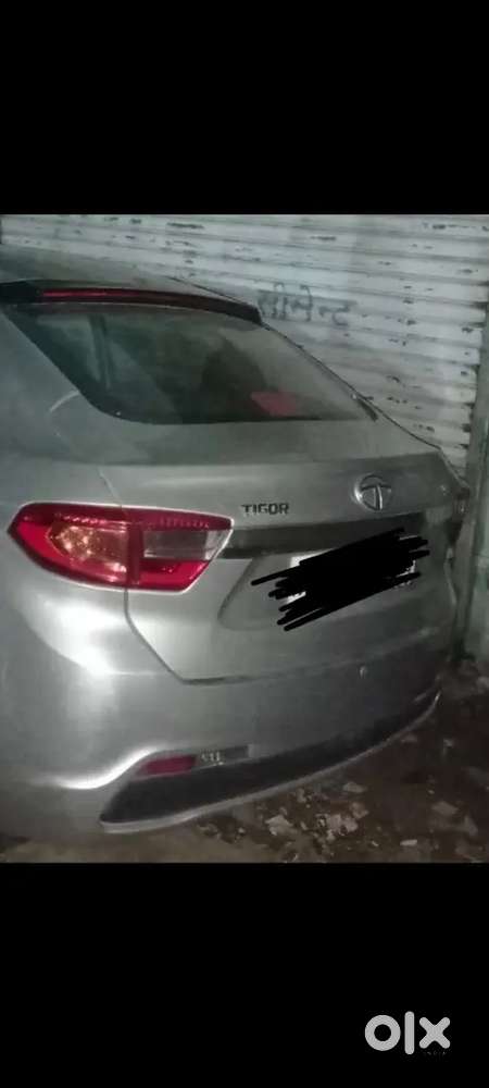 Tata Tigor Xe 2018 Year