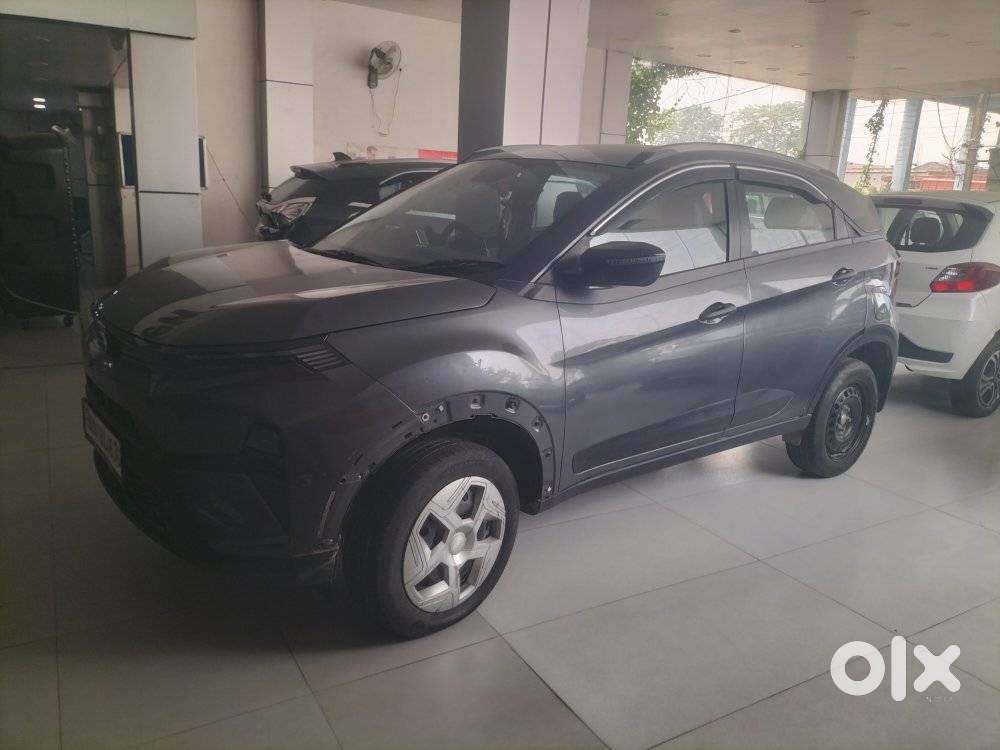 Tata Nexon Pure 1.2 S Revotron Petrol 6 Mt, 2024, Petrol