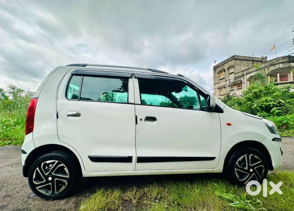 Maruti Suzuki Wagon R Vxi Mt 1.0l, 2015, Petrol