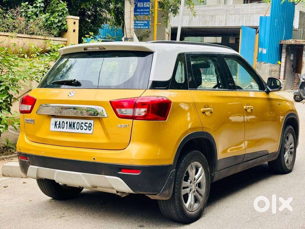 Maruti Suzuki Vitara Brezza Zdi Plus Dual Tone, 2016, Diesel
