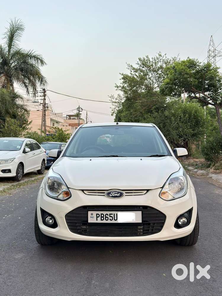 Ford Figo 2012-2015 Diesel Celebration Edition, 2013, Diesel