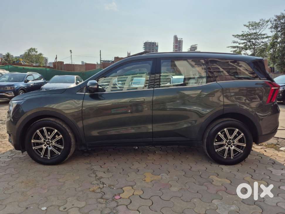 Mahindra Xuv700 2.2 Ax 7 Diesel At Luxury Pack Str, 2025, Diesel