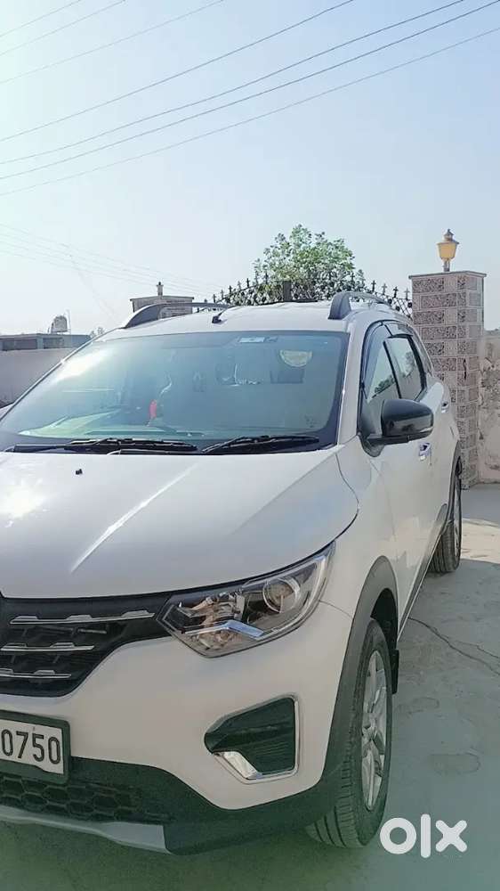 2023 Renault Triber Rxz Petrol Manual