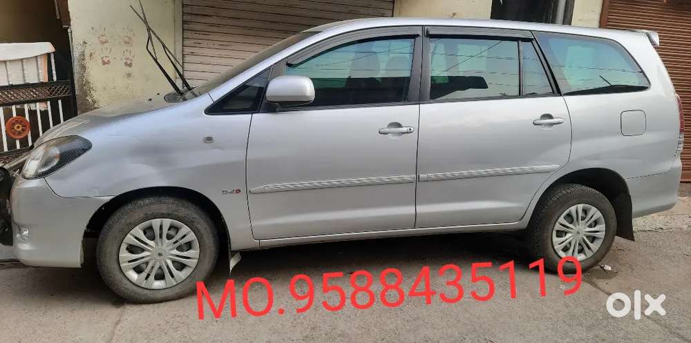 Toyota Innova 2.5 Gx 2010 All Paper Clear 2030,one Handed, Well Menten
