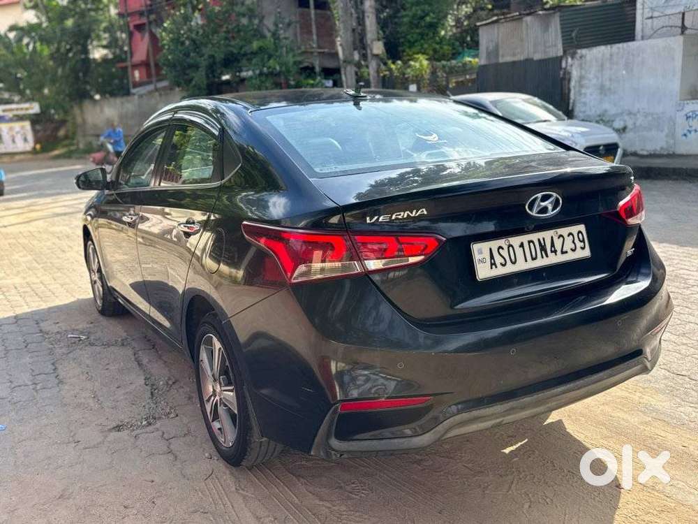 Hyundai Verna 1.6 Sx (o) Vtvt At, 2017, Petrol