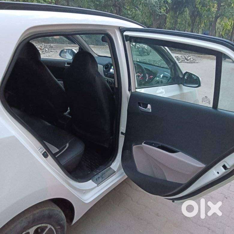 Hyundai Grand I10 1.2 Kappa Sportz Option At, 2018, Cng & Hybrids