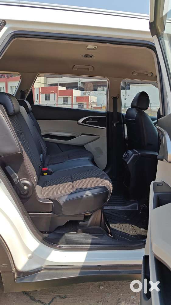 Kia Carens 1.5 Premium 7 Str, 2023, Petrol