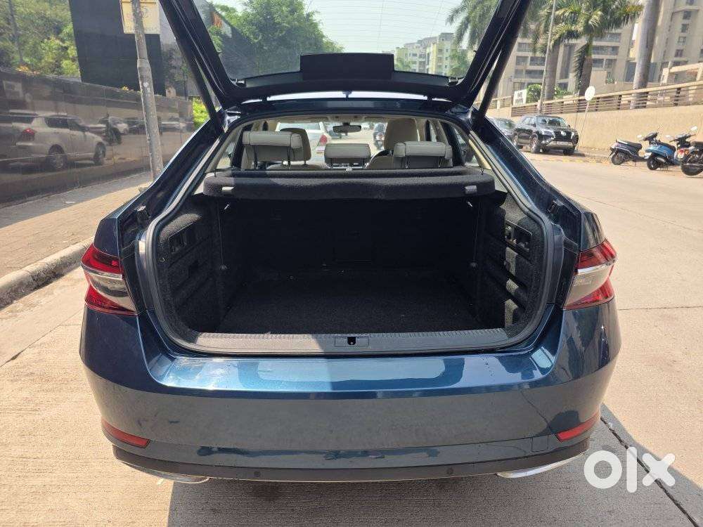 Skoda Superb 2.0 Tsi At L&k, 2021, Petrol