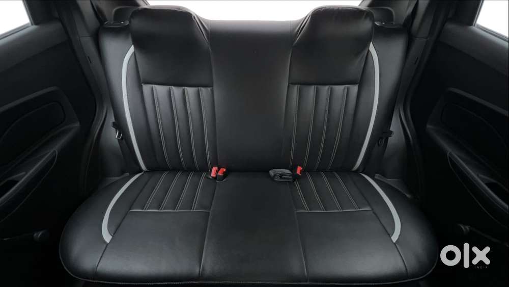 Ford Figo Ambiente, 2015, Petrol