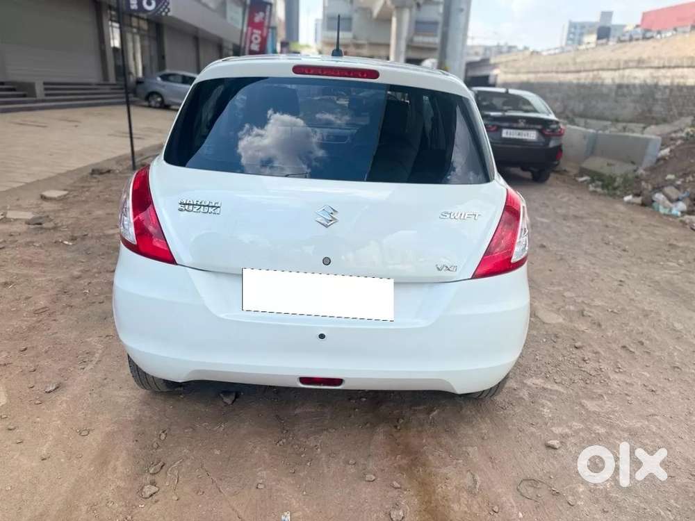 Maruti Suzuki Swift Vxi, 2017, Petrol