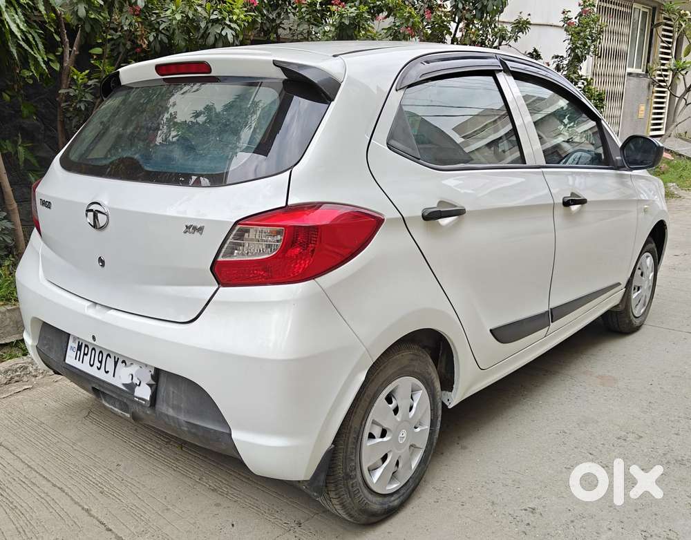 Tata Tiago 1.2 Revotron Xm, 2018, Petrol