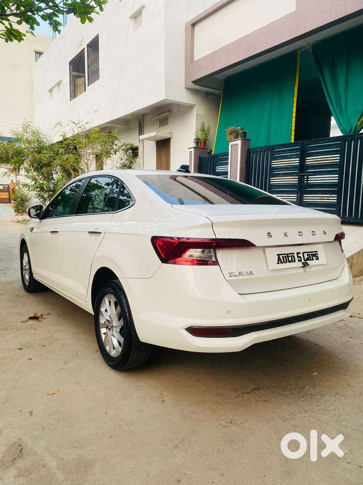 Skoda Slavia 1.0 Ambition Tsi, 2023, Petrol