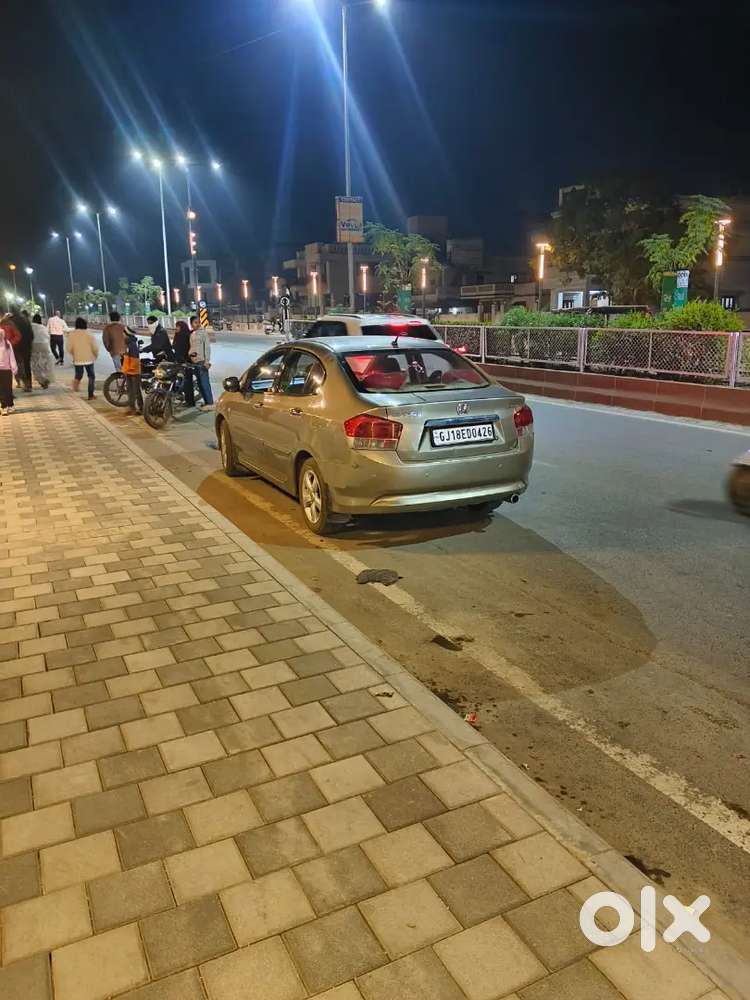 Honda City 2010 Cng & Hybrids 70000 Km Driven