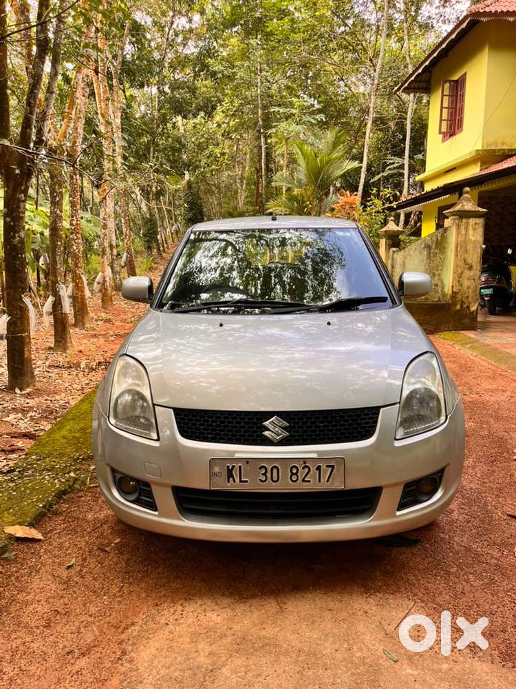 Maruti Suzuki Swift Zxi Abs Petrol Good Condition