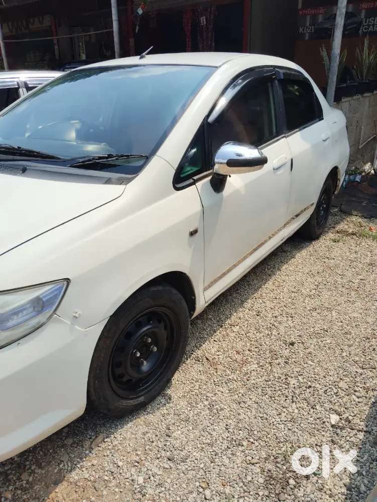 Honda City 2006 With Engine Gurantee