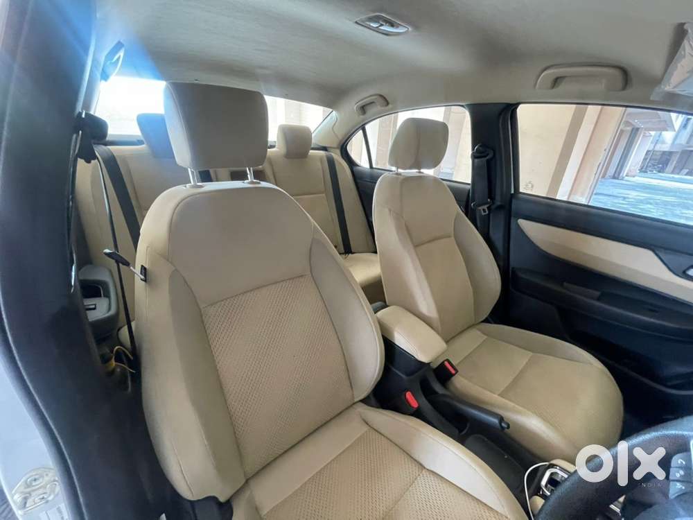 Honda Amaze 3rd Gen Vx Cvt Petrol Automatic 2026