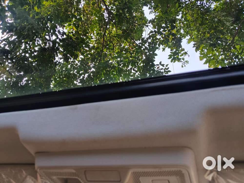 Tata Punch Creative Dual Tone Amt Sunroof, 2023, Petrol