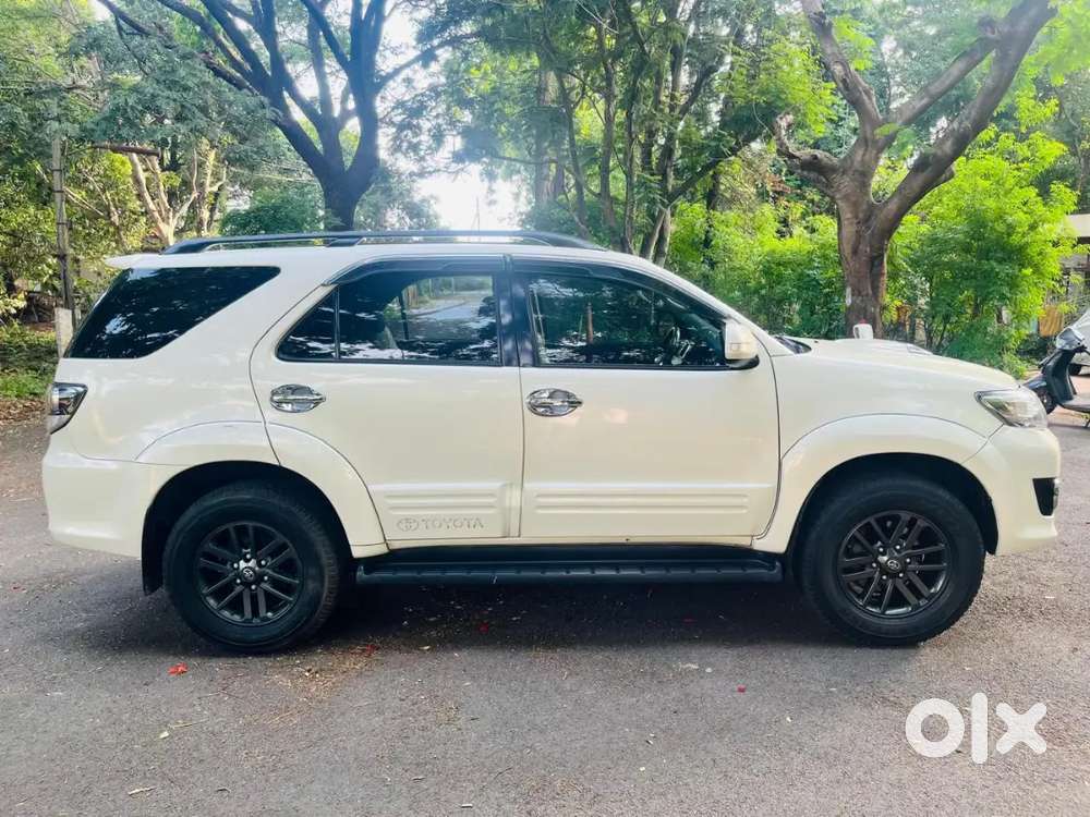 Toyota Fortuner 2015 Diesel Well Maintained