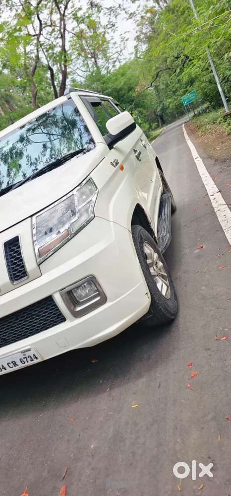Mahindra Tuv 300 Mhawk100 T8, 2016, Diesel