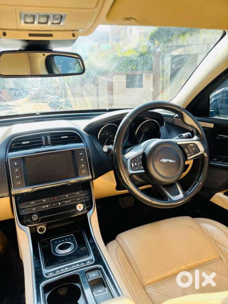 Jaguar Xe 2.0l Diesel Pure, 2018, Diesel