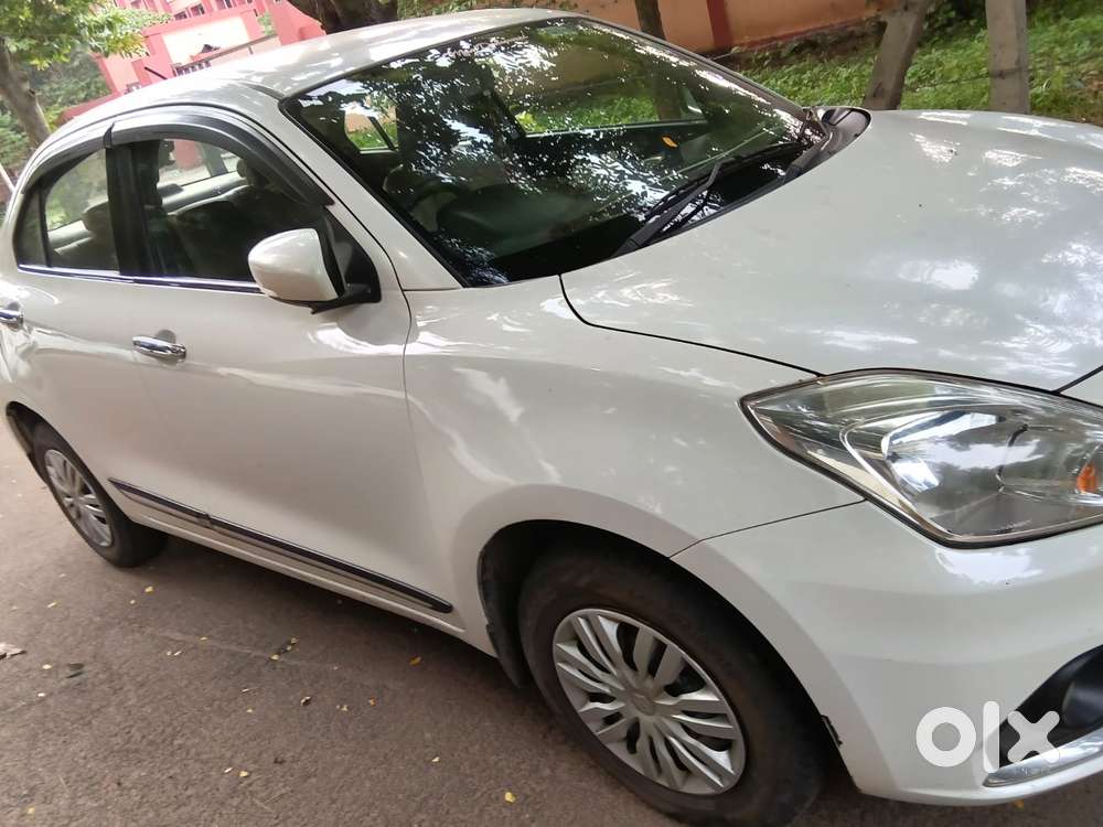 Maruti Suzuki Swift Dzire 1.3 Vxi, 2022, Petrol