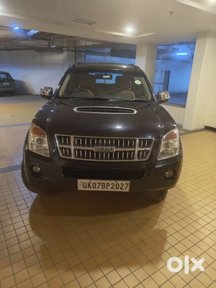 Isuzu Mu 7 2016 Diesel 96800 Km Driven
