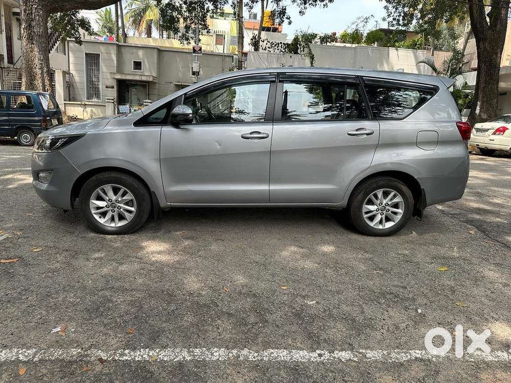 Toyota Innova Crysta 2.8 Gx At 8s, 2017, Diesel
