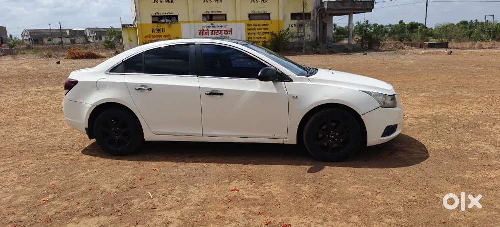 Chevrolet Cruze 2012 Diesel 130000 Km Driven