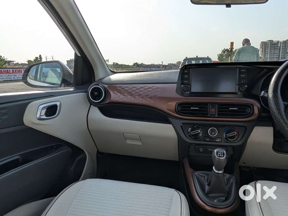 Hyundai Aura 1.2 Sx Cng, 2024, Cng & Hybrids