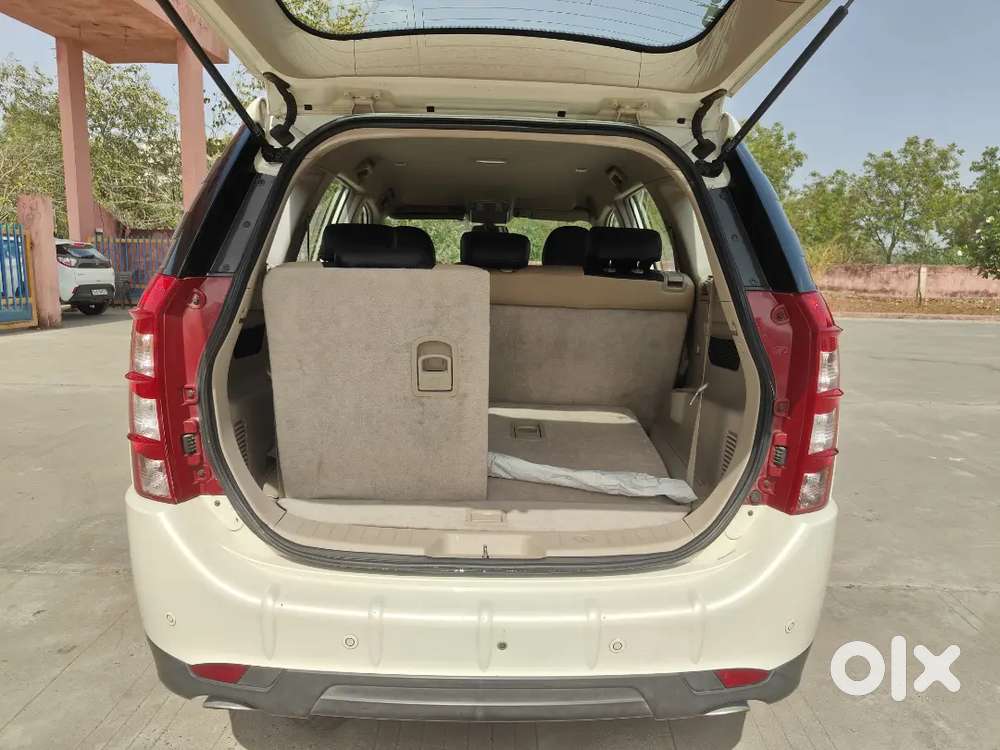 Mahindra Xuv500 2016 Diesel 71000 Km Driven