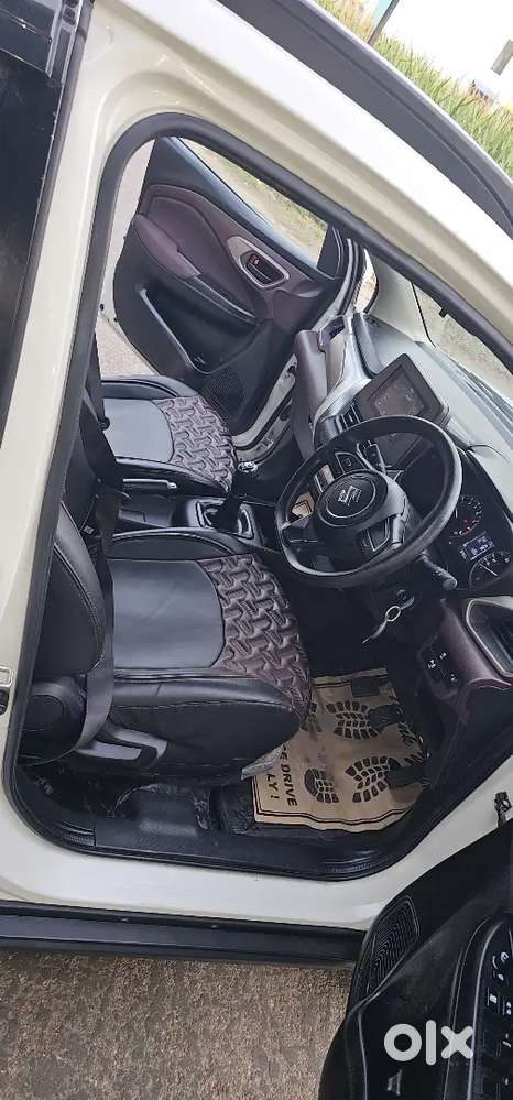 Maruti Suzuki Fronx 2025 Cng & Hybrids 10400 Km Driven