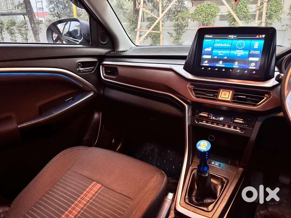 Maruti Suzuki Brezza 2024 Petrol 8000 Km Driven