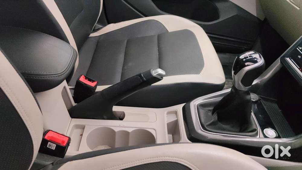 Volkswagen Taigun 1.0 Tsi Topline, 2023, Petrol