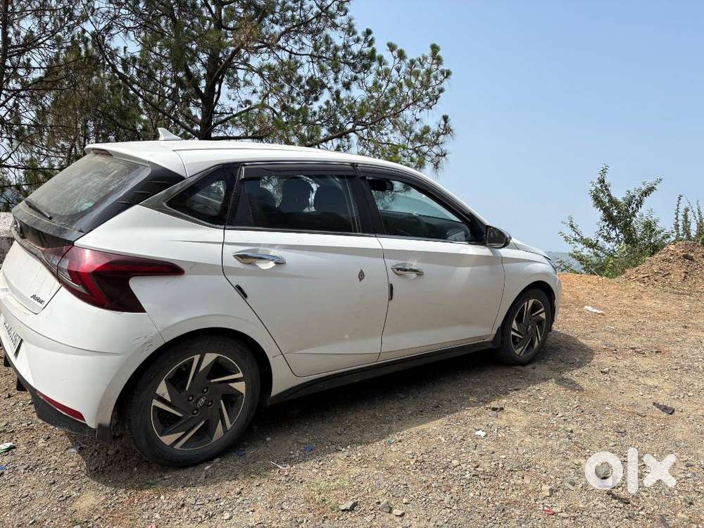 Hyundai I20 2023 Petrol- Top Model  Bose Sound System  Sunroof