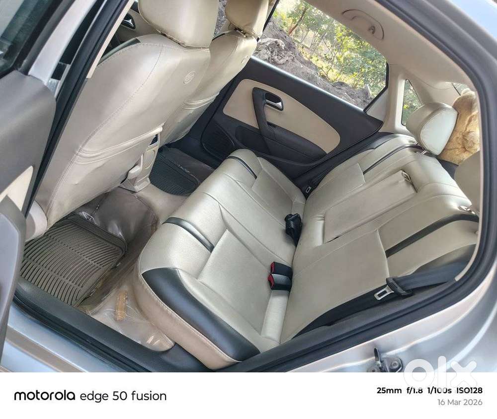 Volkswagen Vento 2010-2013 Petrol Highline, 2011, Petrol