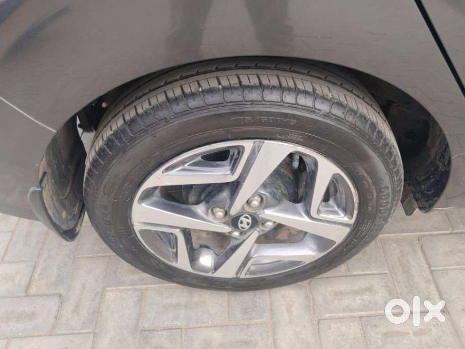 Hyundai Aura Sx Plus Automatic, 2021, Petrol