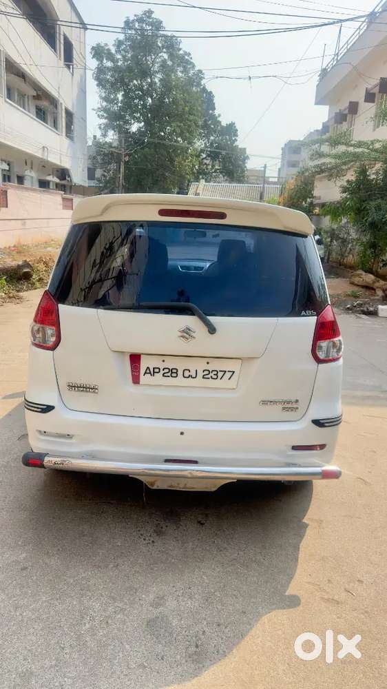 Maruti Suzuki Ertiga Zdi Topend 2012 Diesel Excellent Condition