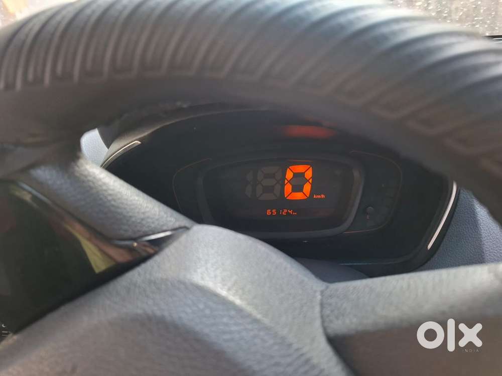 Renault Kwid Petrol 2017. Only Genuine Buyers