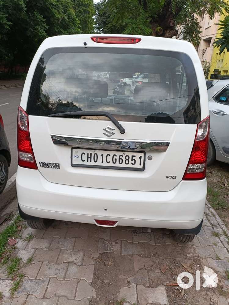Maruti Suzuki Wagon R 1.0 VXI AGS, 2011, Petrol - Cars in Sector 40D ...