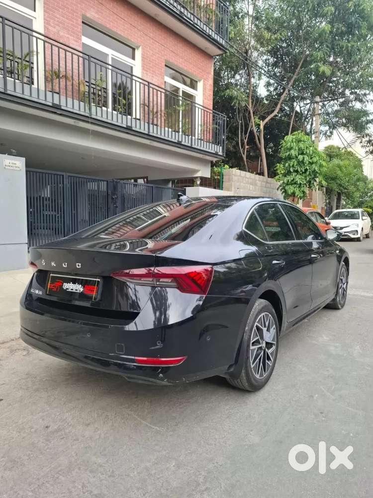 Skoda Octavia 2.0 L K Tsi At, 2023, Petrol
