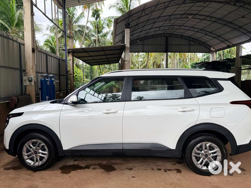Kia Carens Prestige 2022
