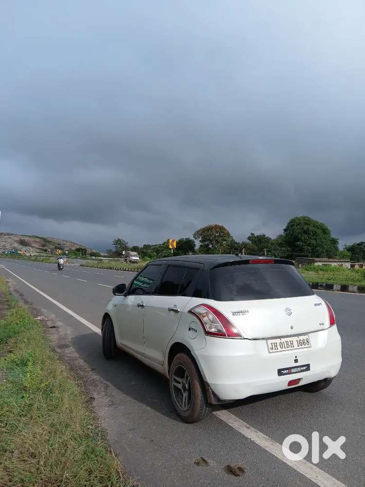 Maruti Suzuki Swift 1.2 Vxi 2014model