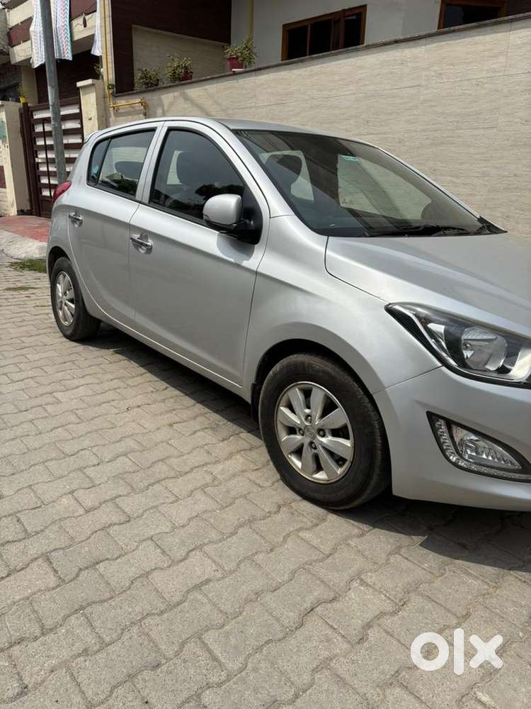 Hyundai I20 2013 Top Model Petrol Good Condition